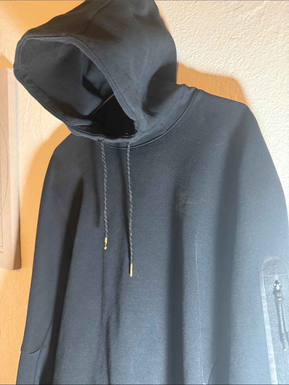 Nike Black Pullover Hoodie with Sleeve Zip Pocket - Picture 11 of 12